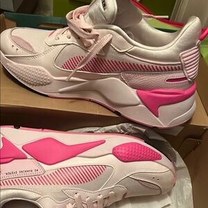 Women's Pink Sneakers